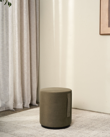 Mee Swivel Ottoman