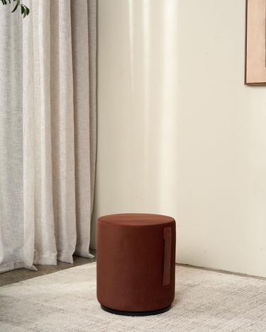 Mee Swivel Ottoman