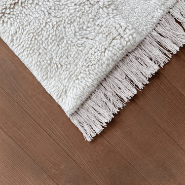 Ermitano NZ Wool Rug - Ivory at Online8 Furniture Auckland NZ