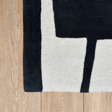 Kalu Black/White Rug at Online8 Furniture Auckland NZ