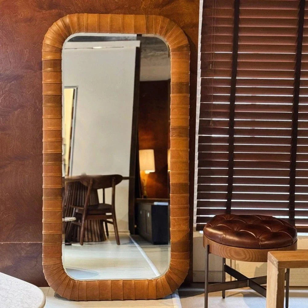 Illusion & Artistry: How the Right Mirror Transforms a Space