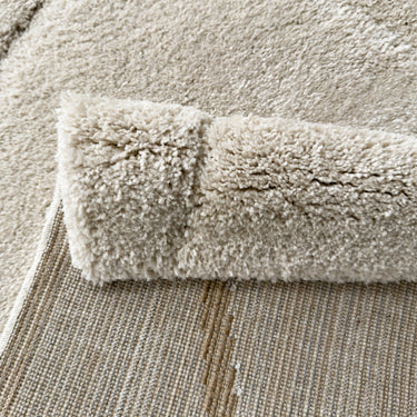 Lowry Etched White Rug
