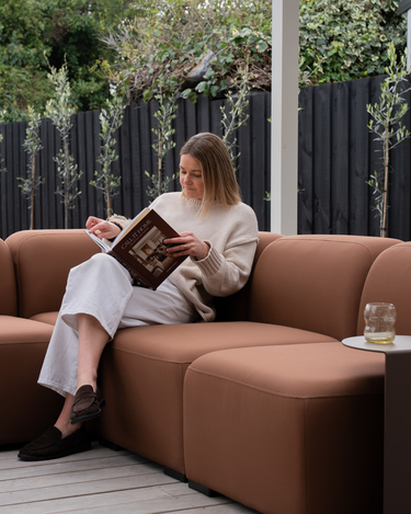 Stormy Outdoor Modular Sofa lifestyle