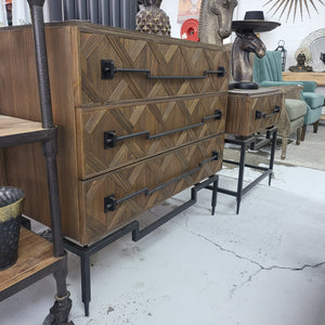 Deco Chest of Drawers