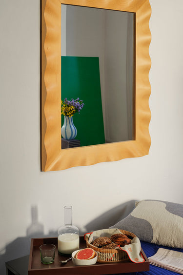 BROSTE Mirror Wavy Beech Wood Natural detail