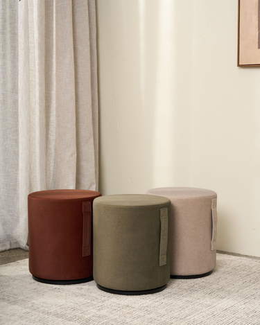 Mee Swivel Ottoman