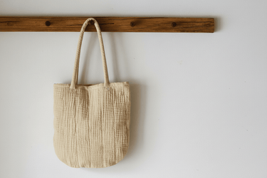 Akiiko - Fyra Classic Tote at online8 furniture store Auckland