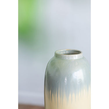 Ceramic Vase at online8 furniture store Auckland