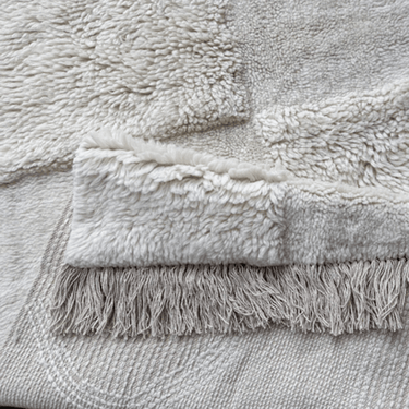 Ermitano NZ Wool Rug - Ivory at online8 furniture store Auckland