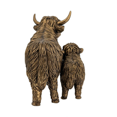 Highland Cattle & Calf Statue at online8 furniture store Auckland