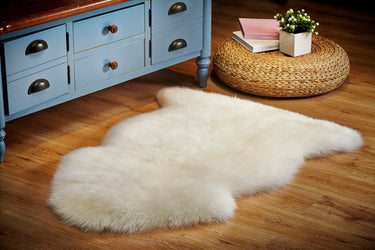 Kaikoura Long Wool Single NZ Sheepskin Rug - Ivory at online8 furniture store Auckland