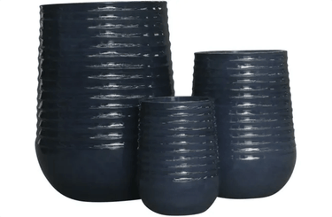 Light weight Ribbed Resin Planter at online8 furniture store Auckland