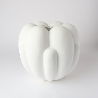 Tino Ceramic Vessel in white, 27 x 27 x 25cm waterproof ceramic vessel