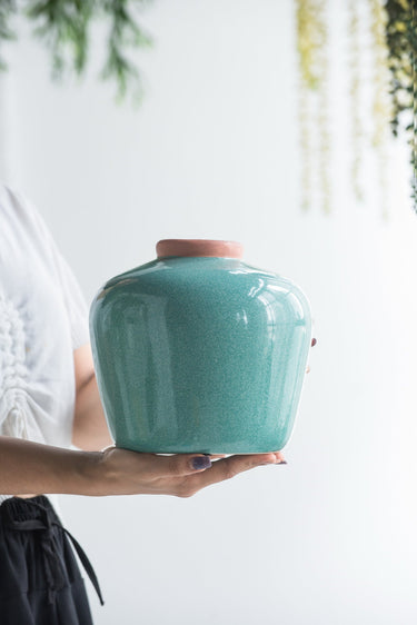 Ceramic Vase - Medium at online8 furniture store Auckland