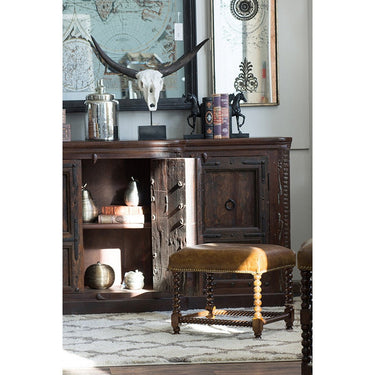 Decorative Resin Cow Skull at online8 furniture store Auckland