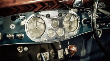 Glass Art at online8 furniture store Auckland