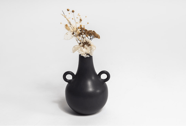 Swan Vase Black at online8 furniture store Auckland